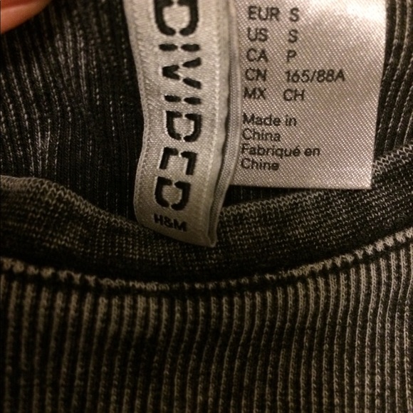 Top & Shorts - Picture 2 of 3